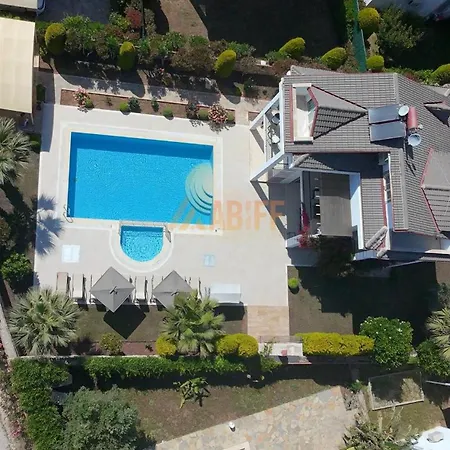 4 Bedroom Premium N Oludeniz * פאטהיה