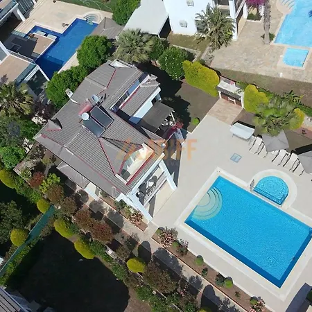 4 Bedroom Premium N Oludeniz פאטהיה