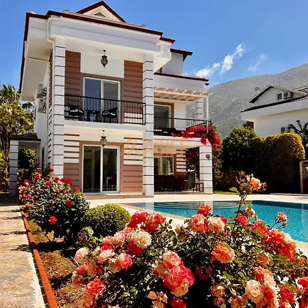 וילה 4 Bedroom Premium N Oludeniz