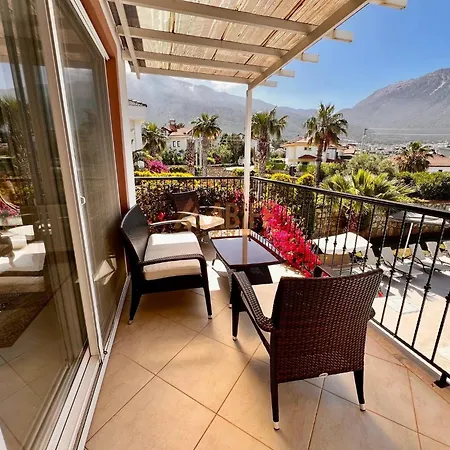 4 Bedroom Premium N Oludeniz וילה