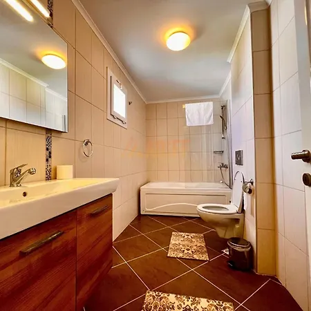 4 Bedroom Premium N Oludeniz * פאטהיה