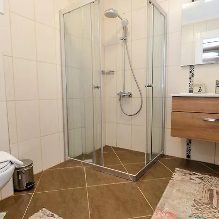 וילה 4 Bedroom Premium N Oludeniz *