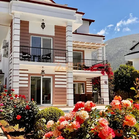 וילה 4 Bedroom Premium N Oludeniz