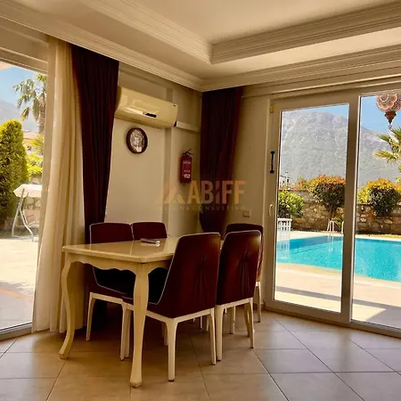 וילה 4 Bedroom Premium N Oludeniz פאטהיה